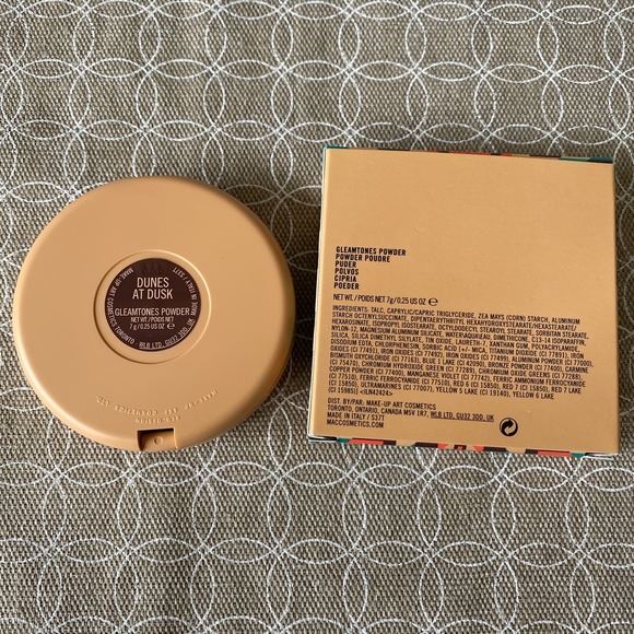 Mac Vibe Tribe Dunes at Dusk Gleamtones Powder - Picture 2 of 4